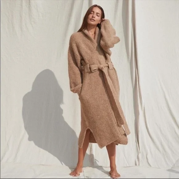 NEW Lunya chunky wool belted robe - Picture 7 of 13
